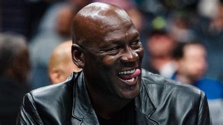 $260,000,000-Worth Michael Jordan HumiliationLeaves the NBA World ·