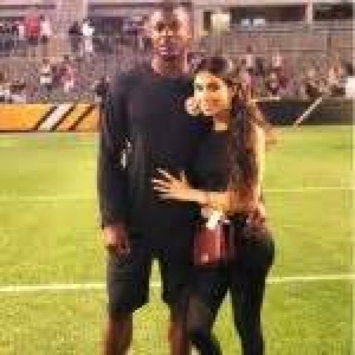 Artie Burns Wife Ella Burns ·