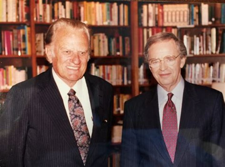 Charles Stanley Biography, Age, Height, Wife, Net Worth, Family |