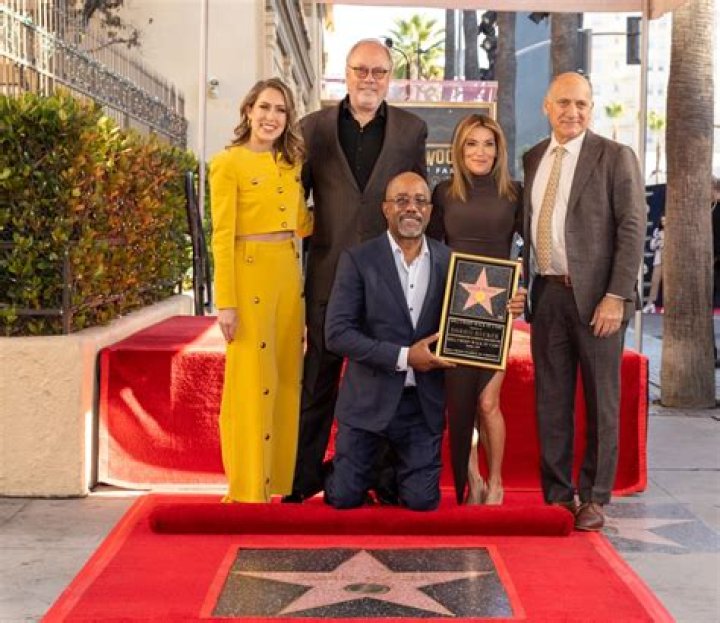 Darius Rucker Receives Star On Hollywood Walk Of Fame Celeb Secrets Country