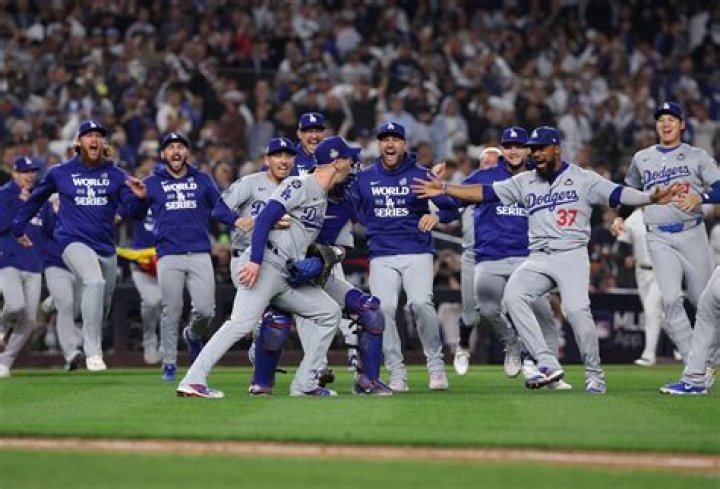 Dodgers get devastating report on star pitchers season-ending su ·
