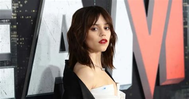 Is Jenna Ortega OK? Star's blood-soaked selfie alarms internet