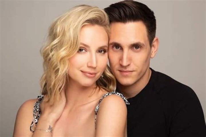 Molly McCook | Bio, Age, Net Worth, Relationship, Career