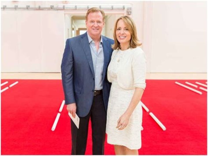 Roger Goodell Biography, Age, Height, Wife, Net Worth, Family