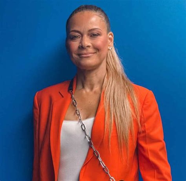 Sinead Curry Height, Weight, Net Worth, Age, Wiki, Who, Instagram, Biography |