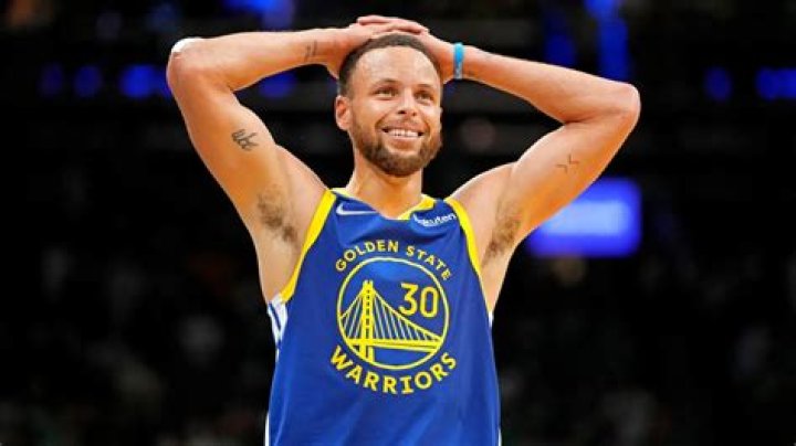 Stephen Curry Age, Height, Weight, Bio, Shoes and Stats ·