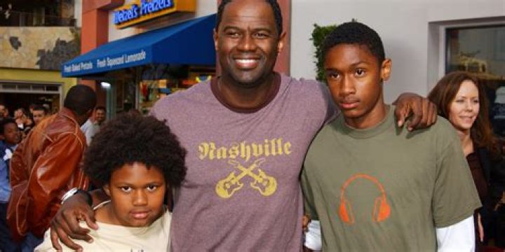 Unveil The Personal World Of Brian McKnight: Meet Clyde McKnight