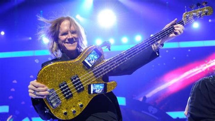 Unveil The Unmatched Legacy Of Tom Hamilton: A Bass Legend's Journey